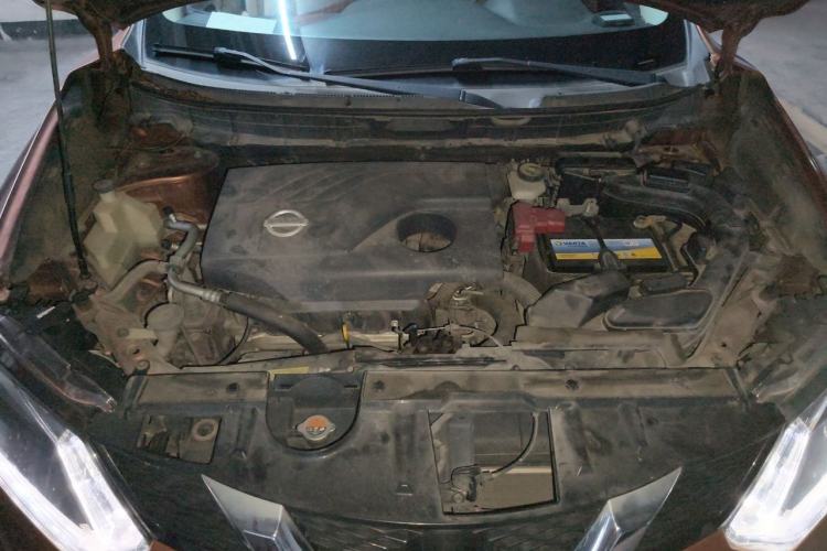 Used Nissan X-Trail 2014 2.0L CVT Smart Edition 2WD Engine Bay