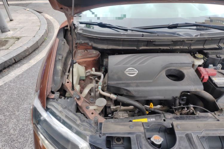 Used Nissan X-Trail 2014 2.0L CVT Comfort Edition 2WD Engine Bay Right