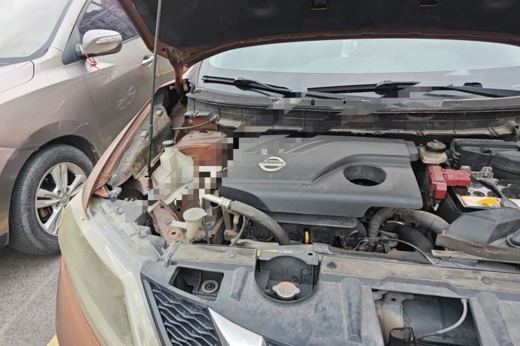 Used Nissan X-Trail 2014 2.0L CVT Smart Edition 2WD Engine Bay Right