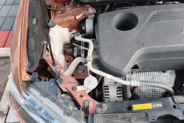 Used Nissan X-Trail 2014 2.5L CVT Luxury Edition 4WD Engine Bay Right