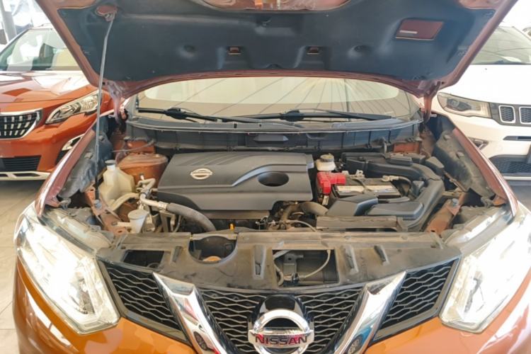 Used Nissan X-Trail 2014 2.0L CVT Comfort Edition 2WD Engine Bay
