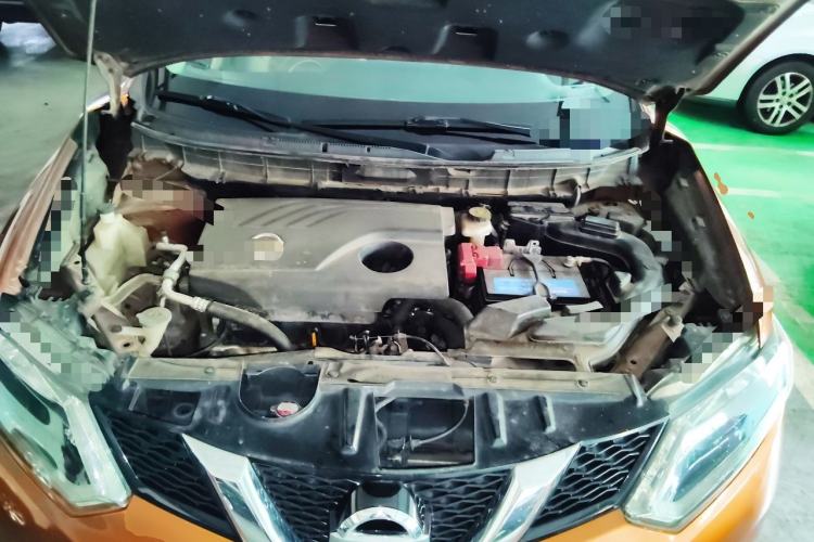 Used Nissan X-Trail 2014 2.0L CVT Comfort Edition 2WD Engine Bay