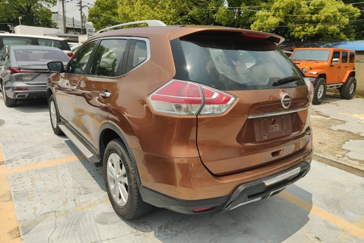Used Nissan X-Trail 2014 2.0L CVT Comfort Edition 2WD Exterior 2