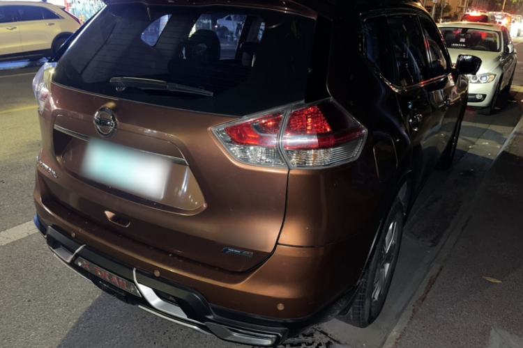 Used Nissan X-Trail 2014 2.0L CVT Comfort Edition 2WD Exterior 4
