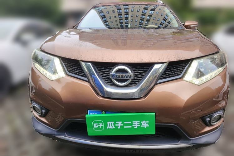 Used Nissan X-Trail 2014 2.5L CVT Luxury Edition 4WD Front