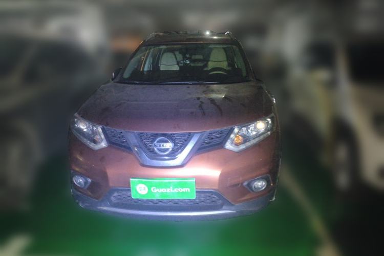 Used Nissan X-Trail 2014 2.5L CVT Luxury Edition 4WD Front