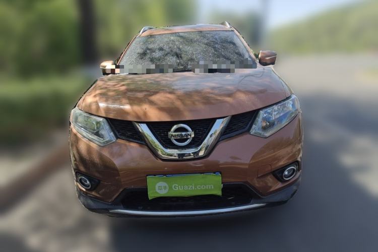 Used Nissan X-Trail 2014 2.5L CVT Luxury Edition 4WD Front
