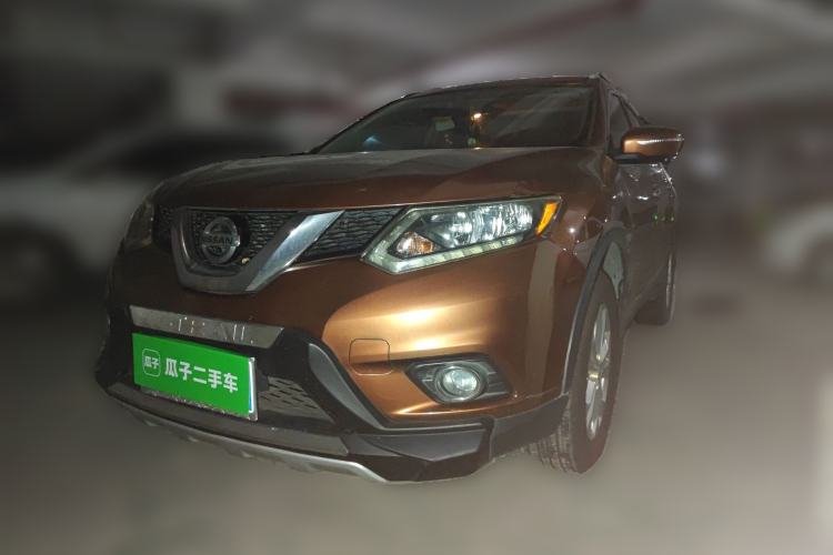 Used Nissan X-Trail 2014 2.0L CVT Comfort Edition 2WD Front Left 45 Deg
