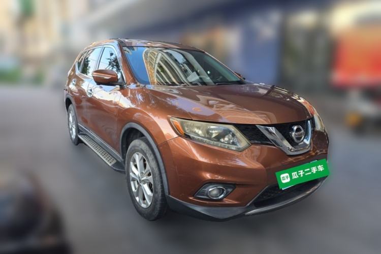 Used Nissan X-Trail 2014 2.0L CVT Comfort Edition 2WD Front Right 45 Deg