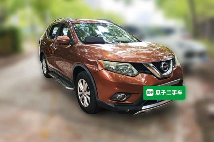 Used Nissan X-Trail 2014 2.0L CVT Comfort Edition 2WD Front Right 45 Deg