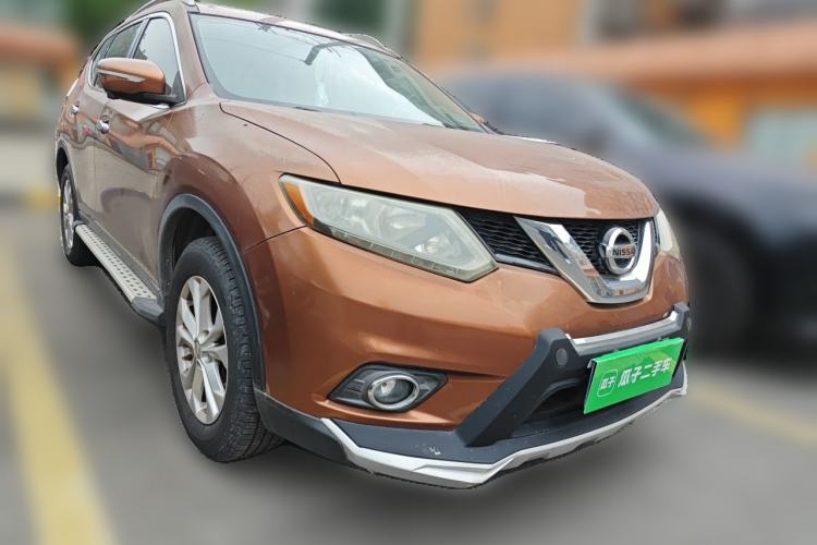 Used Nissan X-Trail 2014 2.0L CVT Smart Edition 2WD Front Right 45 Deg