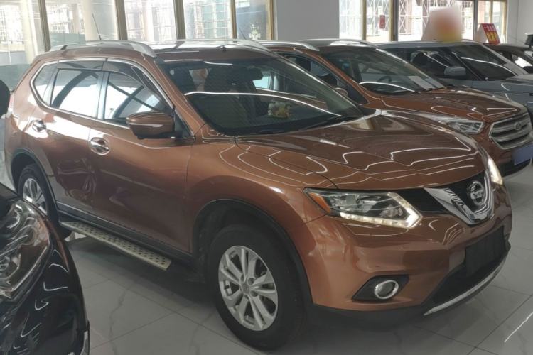 Used Nissan X-Trail 2014 2.0L CVT Comfort Edition 2WD Front Right 45 Deg
