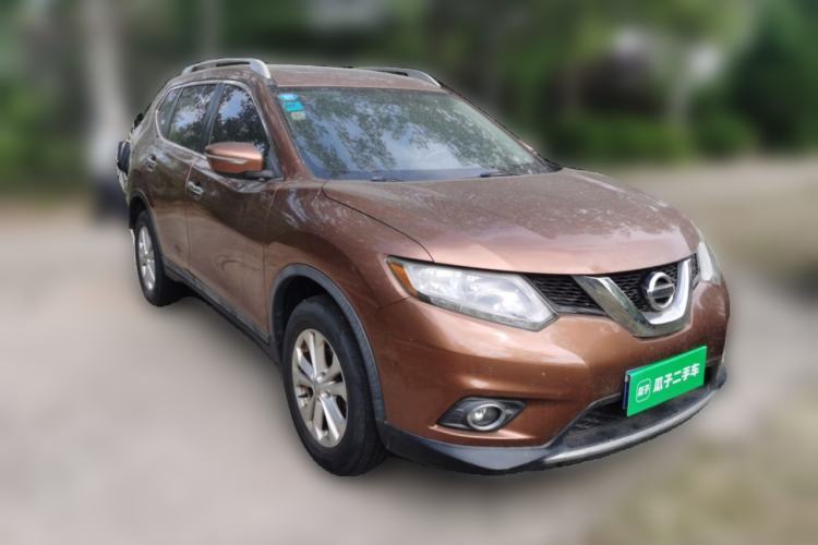 Used Nissan X-Trail 2014 2.5L CVT Leading Edition 4WD Front Right 45 Deg