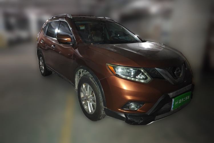 Used Nissan X-Trail 2014 2.0L CVT Comfort Edition 2WD Front Right 45 Deg