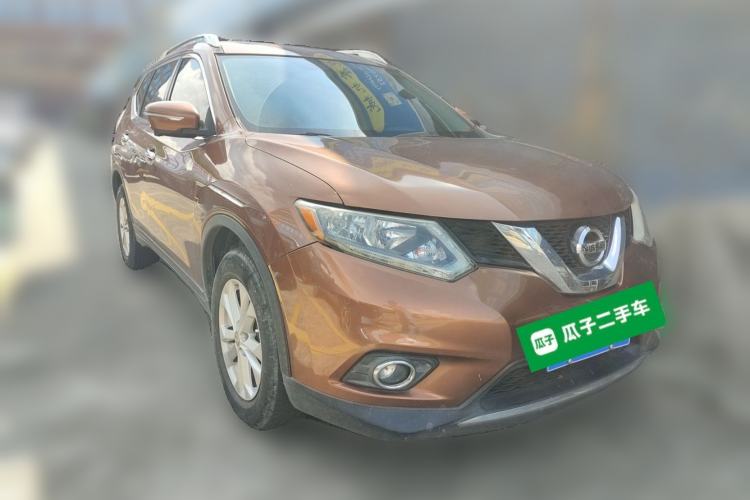 Used Nissan X-Trail 2014 2.5L CVT Luxury Edition 4WD Front Right 45 Deg