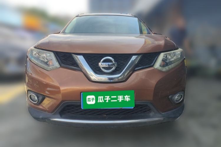 Used Nissan X-Trail 2014 2.5L CVT Luxury Edition 4WD Front