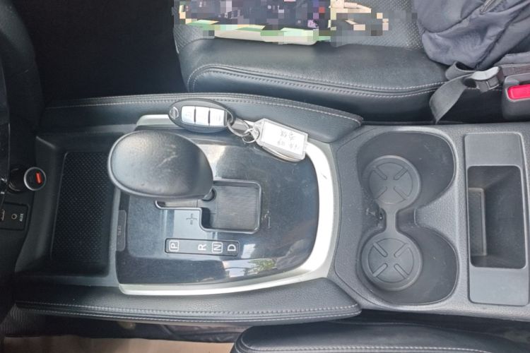 Used Nissan X-Trail 2014 2.0L CVT Comfort Edition 2WD Gear Lever