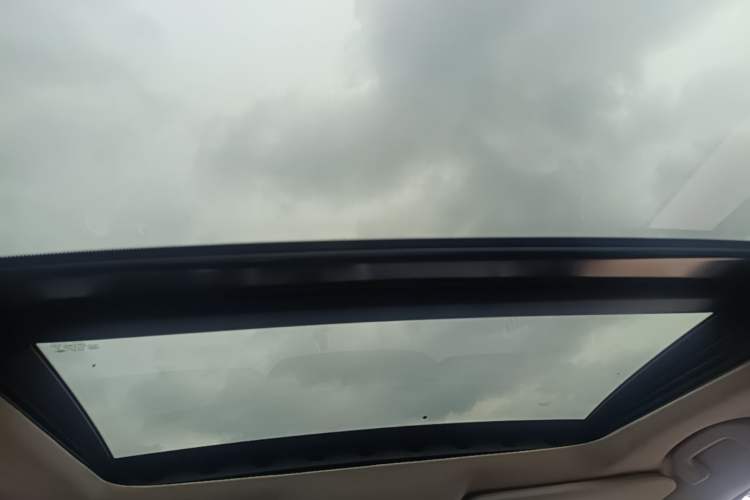 Used Nissan X-Trail 2014 2.5L CVT Luxury Edition 4WD Headliner