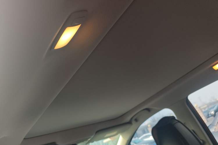 Used Nissan X-Trail 2014 2.0L CVT Comfort Edition 2WD Headliner