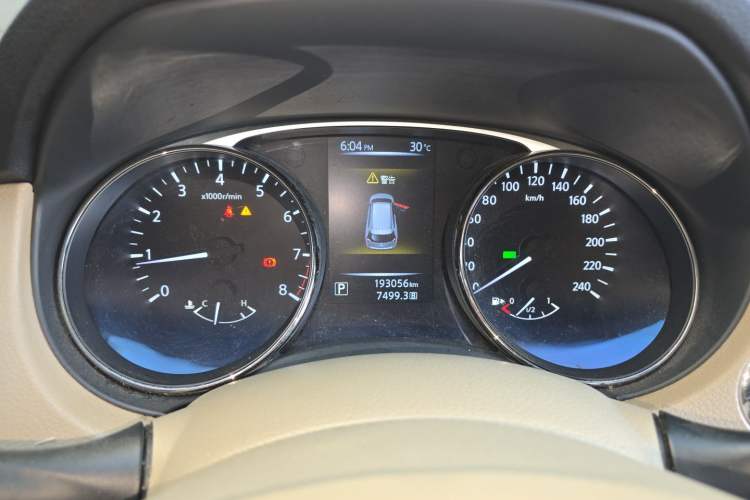 Used Nissan X-Trail 2014 2.0L CVT Comfort Edition 2WD Instrument Cluster