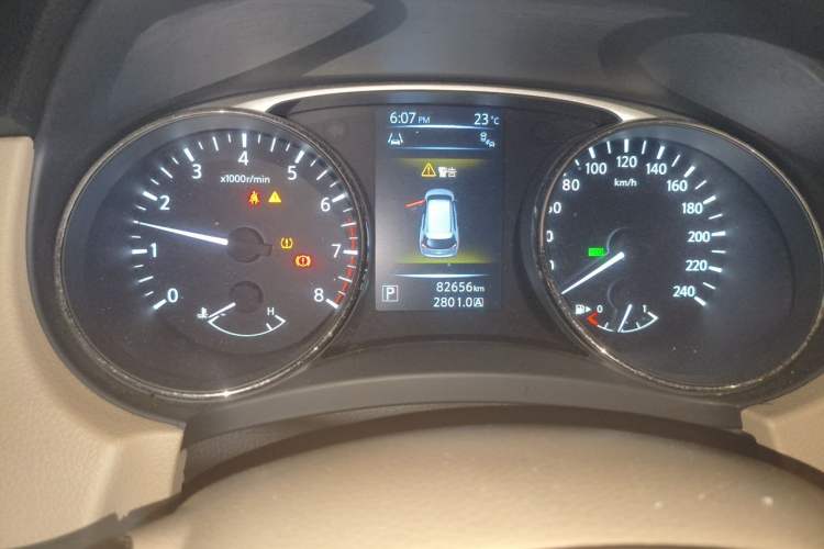 Used Nissan X-Trail 2014 2.5L CVT Luxury Edition 4WD Instrument Cluster