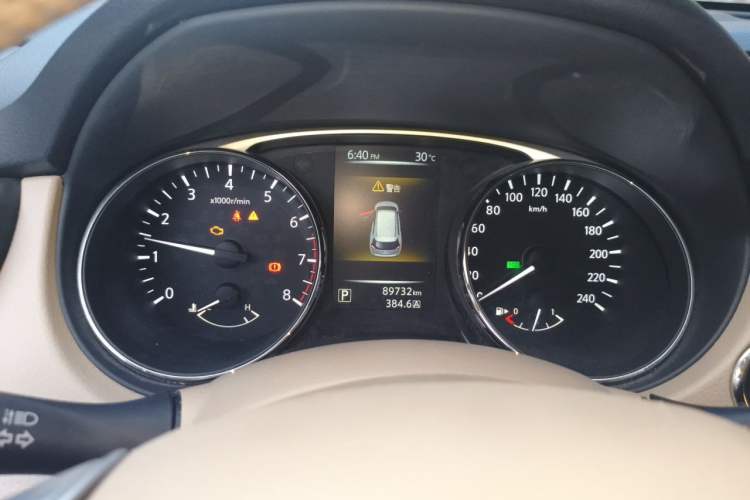 Used Nissan X-Trail 2014 2.0L CVT Comfort Edition 2WD Instrument Cluster
