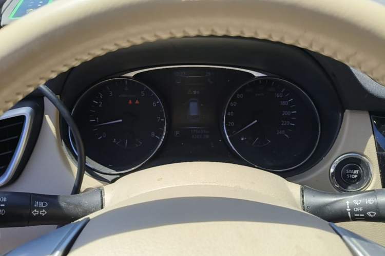 Used Nissan X-Trail 2014 2.5L CVT Ultimate Edition 4WD Instrument Cluster