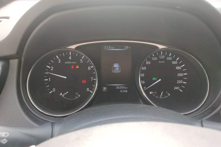 Used Nissan X-Trail 2014 2.5L CVT Leading Edition 4WD Instrument Cluster