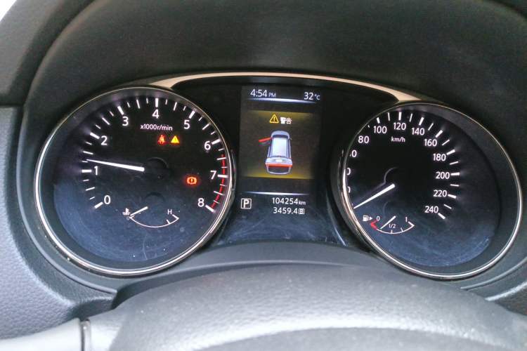 Used Nissan X-Trail 2014 2.0L CVT Smart Edition 2WD Instrument Cluster