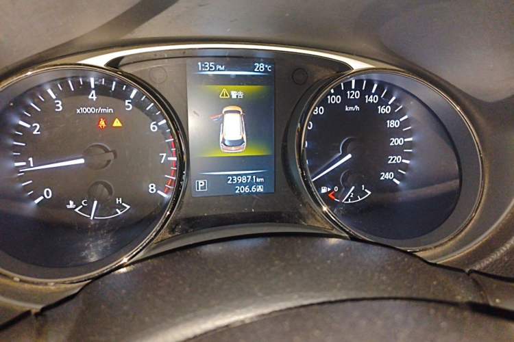 Used Nissan X-Trail 2014 2.0L CVT Comfort Edition 2WD Instrument Cluster