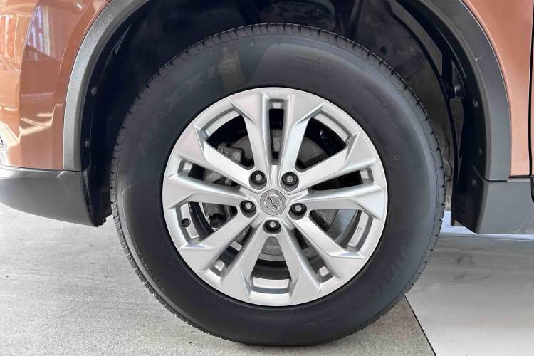 Used Nissan X-Trail 2014 2.0L CVT Comfort Edition 2WD Interior 11