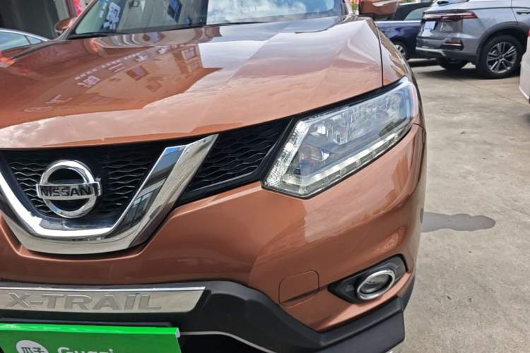Used Nissan X-Trail 2014 2.0L CVT Smart Edition 2WD Left Front Headlight
