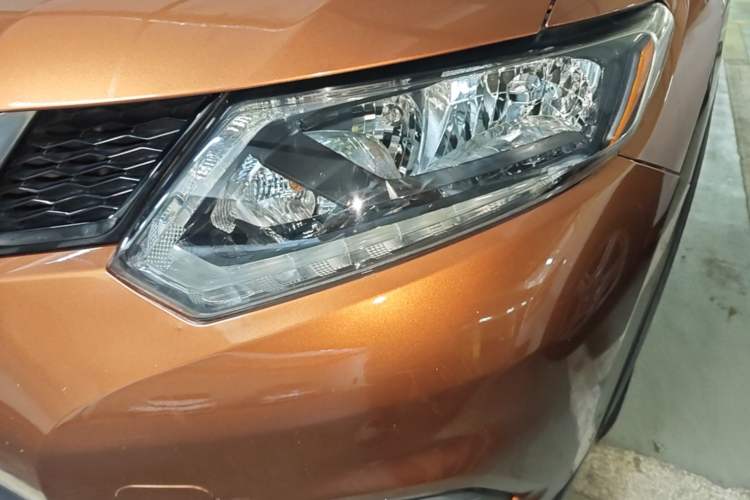 Used Nissan X-Trail 2014 2.0L CVT Comfort Edition 2WD Left Front Headlight