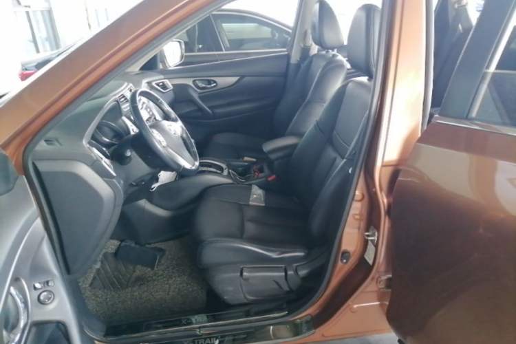 Used Nissan X-Trail 2014 2.0L CVT Comfort Edition 2WD Left Front Seat