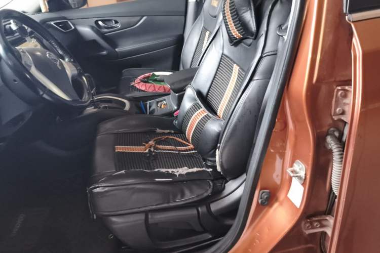 Used Nissan X-Trail 2014 2.0L CVT Comfort Edition 2WD Left Front Seat