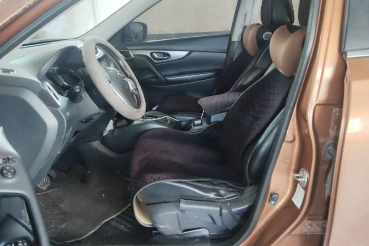 Used Nissan X-Trail 2014 2.0L CVT Comfort Edition 2WD Left Front Seat
