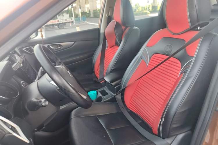 Used Nissan X-Trail 2014 2.0L CVT Comfort Edition 2WD Left Front Seat