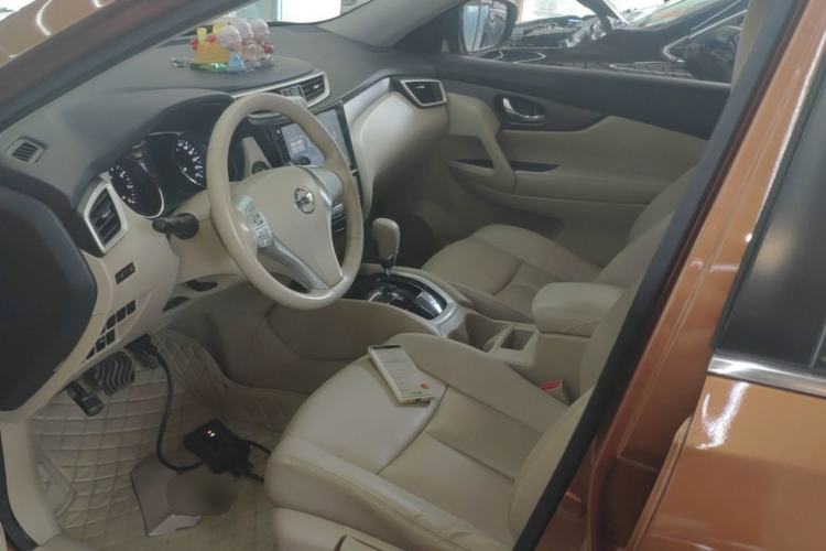 Used Nissan X-Trail 2014 2.0L CVT Comfort Edition 2WD Left Front Seat