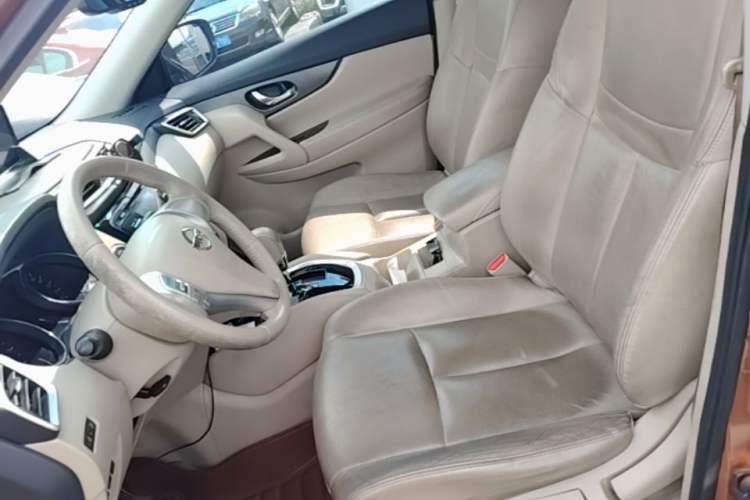 Used Nissan X-Trail 2014 2.0L CVT Comfort Edition 2WD Left Front Seat