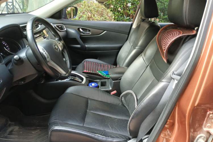 Used Nissan X-Trail 2014 2.0L CVT Smart Edition 2WD Left Front Seat