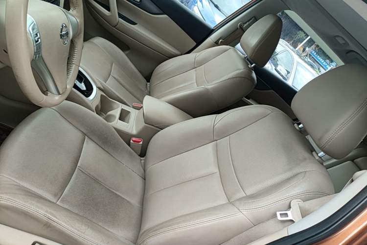 Used Nissan X-Trail 2014 2.0L CVT Comfort Edition 2WD Left Front Seat