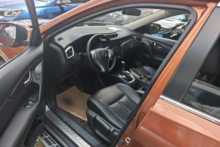 Used Nissan X-Trail 2014 2.0L CVT Comfort Edition 2WD Left Front Seat