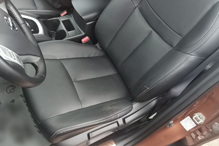 Used Nissan X-Trail 2014 2.0L CVT Comfort Edition 2WD Left Front Seat