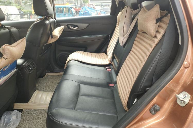 Used Nissan X-Trail 2014 2.0L CVT Comfort Edition 2WD Left Rear Seat