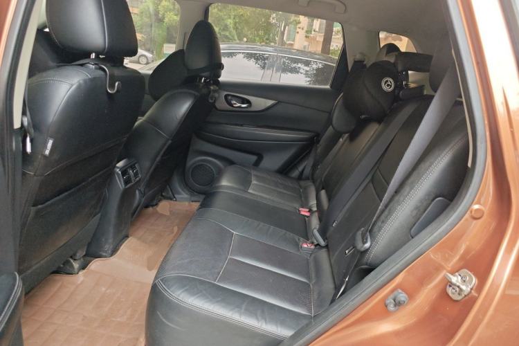 Used Nissan X-Trail 2014 2.0L CVT Comfort Edition 2WD Left Rear Seat