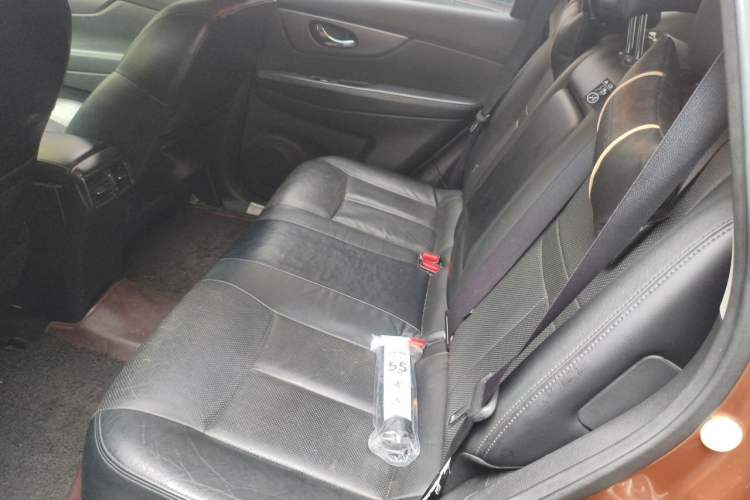 Used Nissan X-Trail 2014 2.0L CVT Comfort Edition 2WD Left Rear Seat