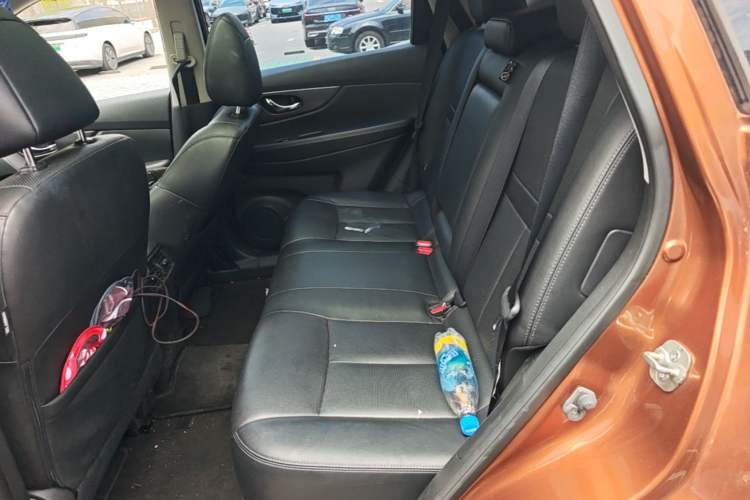 Used Nissan X-Trail 2014 2.0L CVT Comfort Edition 2WD Left Rear Seat