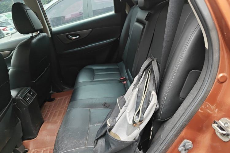 Used Nissan X-Trail 2014 2.0L CVT Smart Edition 2WD Left Rear Seat