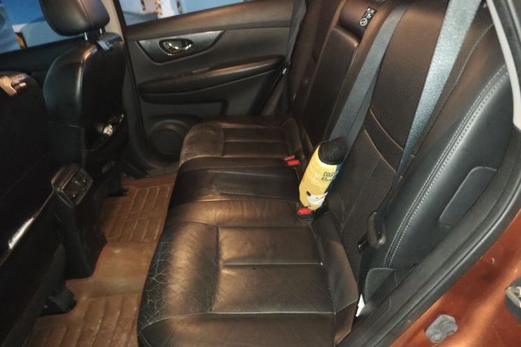 Used Nissan X-Trail 2014 2.5L CVT Luxury Edition 4WD Left Rear Seat