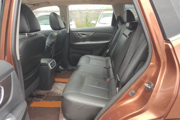 Used Nissan X-Trail 2014 2.0L CVT Comfort Edition 2WD Left Rear Seat